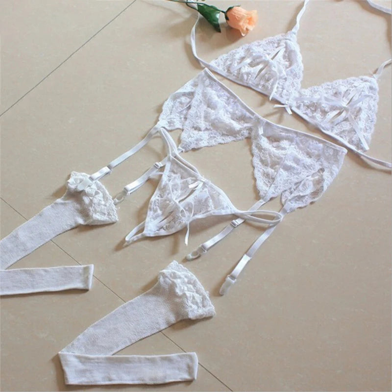 White lace 4-piece bra, panty, garter belt & stockings set