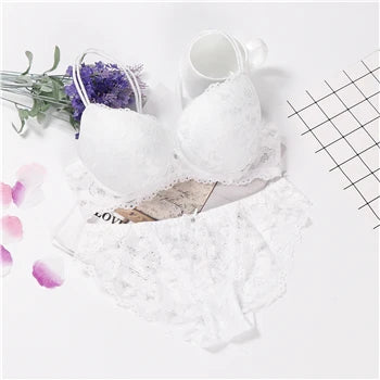 White underwired push-up lace bra and matching panties set
